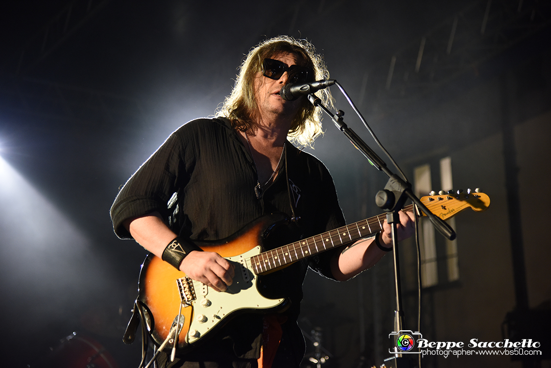 VBS_2338 - Concerto Gianluca Grignani - Living rock and roll Tour 2022.jpg